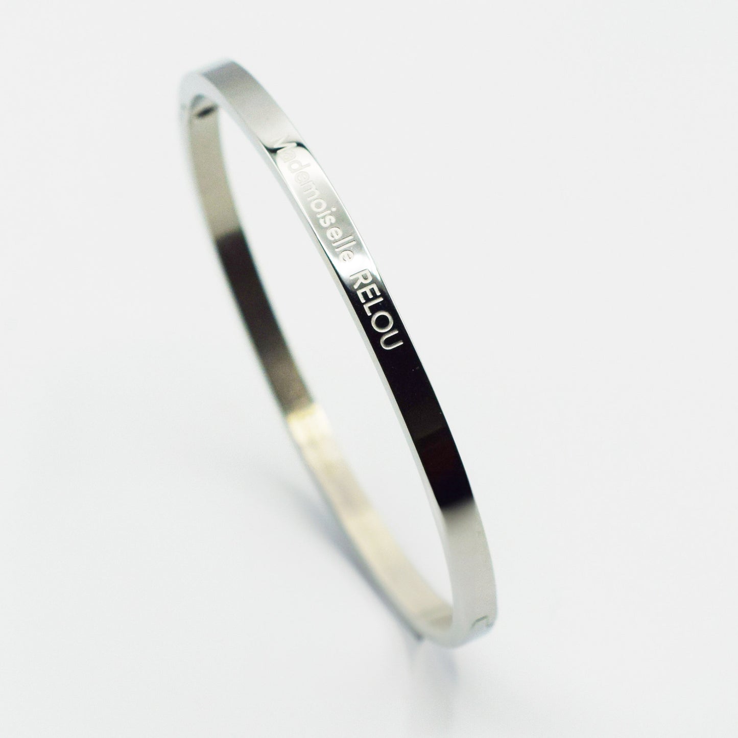 ACIER INOXYDABLE - Bracelet jonc FIN gravé "Mademoiselle Relou"