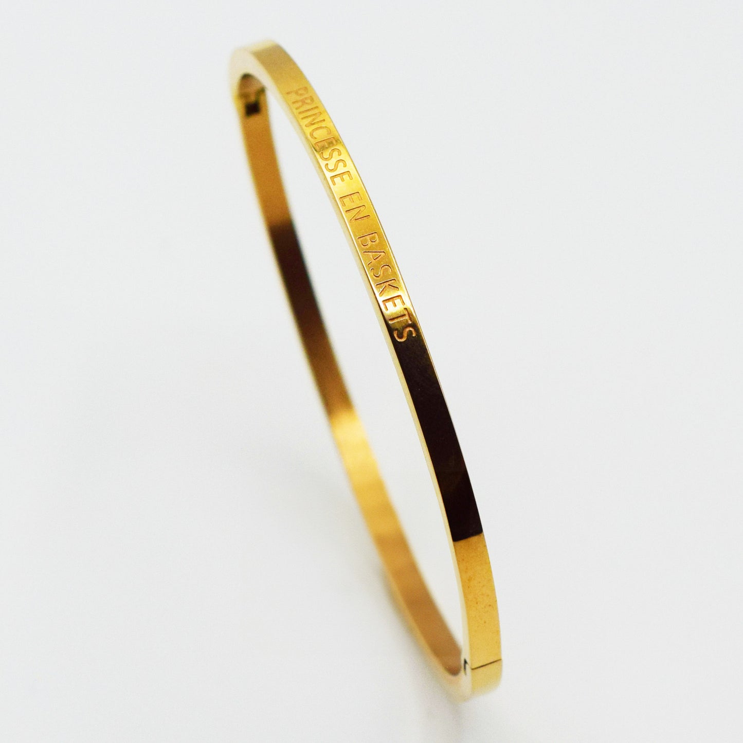 ACIER INOXYDABLE - Bracelet jonc gravé "Princesse En Baskets"