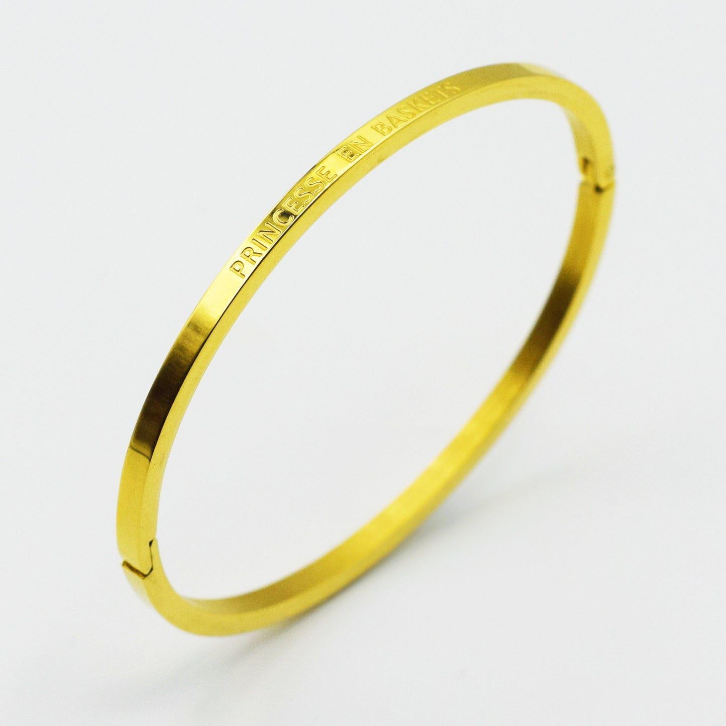 ACIER INOXYDABLE - Bracelet jonc gravé "Princesse En Baskets"