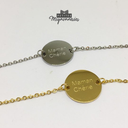 ACIER INOXYDABLE - Bracelet médaillon gravé "MAMAN CHÉRIE"